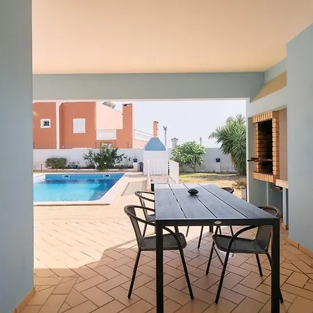 Дом отдыха Casa Casimiro Mit Privaten Beheizten Pool *